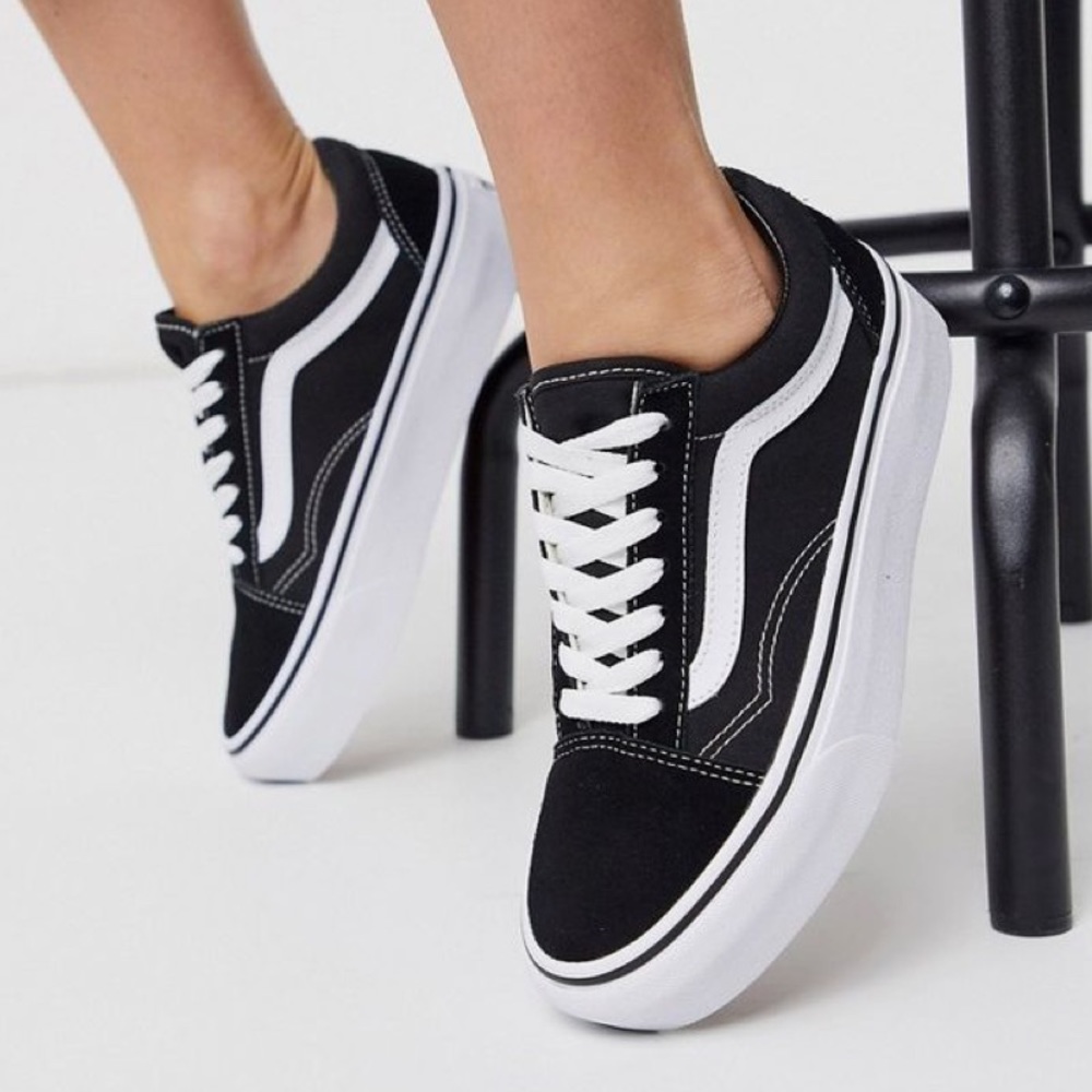 Womens size 9 Vans black Platform sneakers
